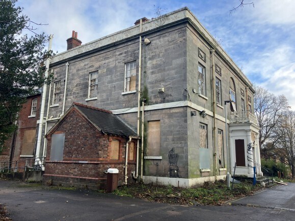 12 Hollins Close, Liverpool à vendre - Photo de l’immeuble – Image 3 sur 7