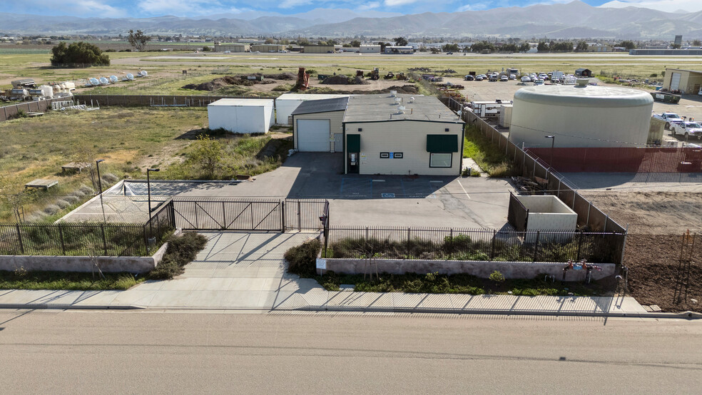 991 Industrial Way, King City, CA à vendre - Photo de l’immeuble – Image 3 sur 46