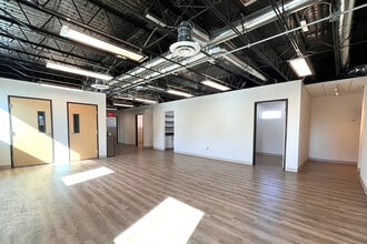1805 W Van Buren St, Phoenix, AZ à louer Photo de l’immeuble– Image 2 sur 9
