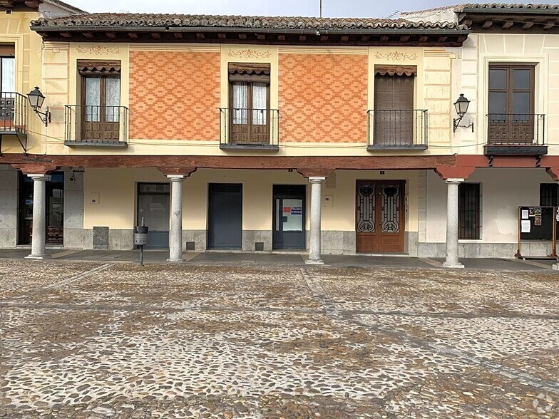 View Photo