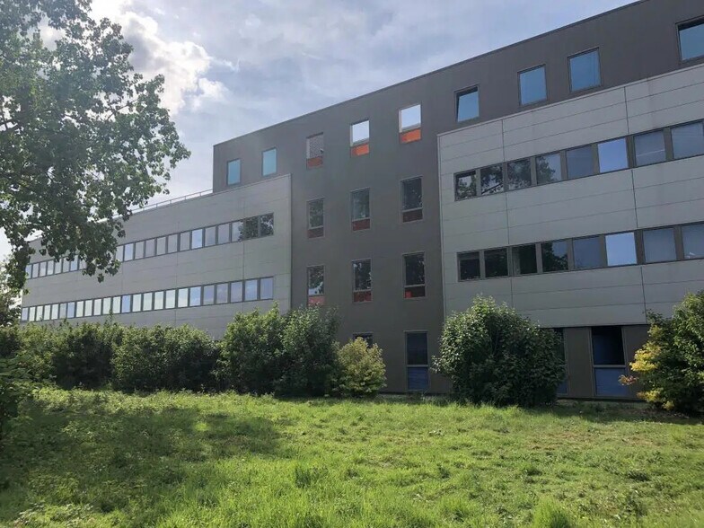 Bureau dans Rennes à louer - Photo de l’immeuble – Image 3 sur 4