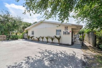 Plus de détails pour 513 NW 22nd Ave, Fort Lauderdale, FL - Logement à vendre