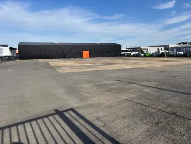 Terrain dans Le Mans à louer Photo principale– Image 1 sur 3