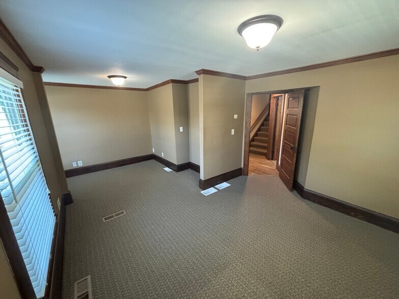 150 Court St, Chardon, OH à louer - Photo de l’immeuble – Image 3 sur 17