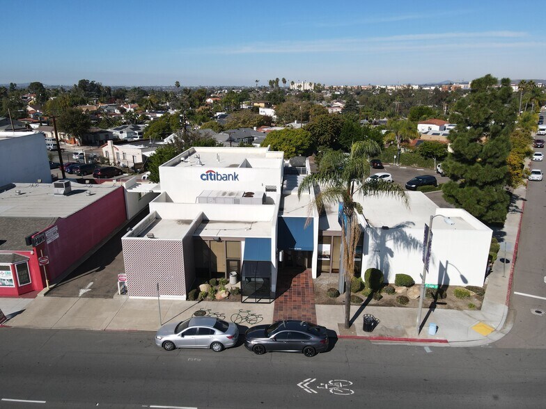 5998 El Cajon Blvd, San Diego, CA à vendre - Photo de l’immeuble – Image 1 sur 8