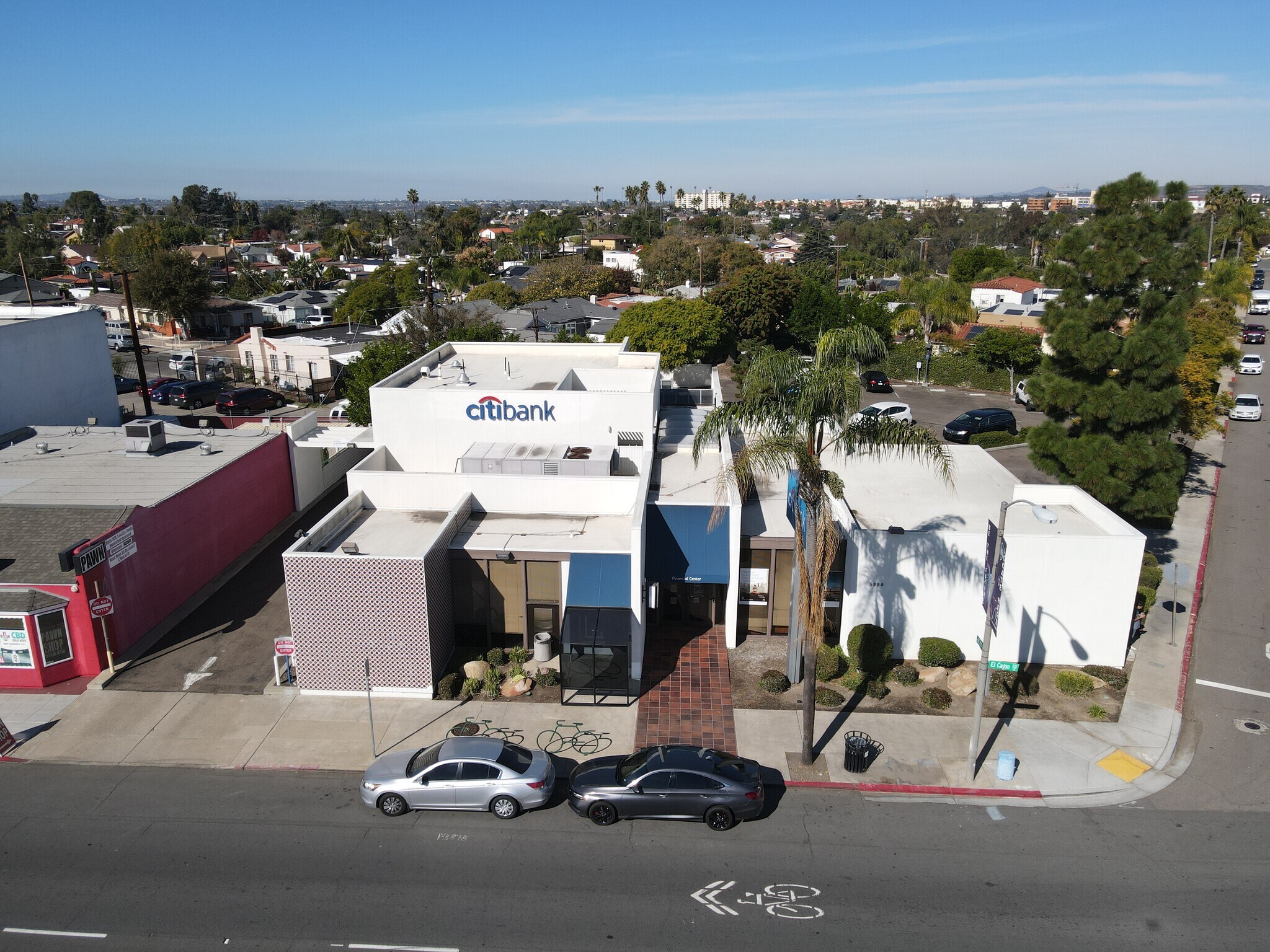 5998 El Cajon Blvd, San Diego, CA à vendre Photo de l’immeuble– Image 1 sur 9