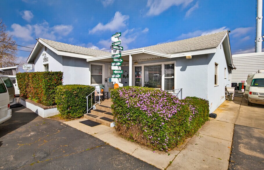 31650 Dunlap Blvd, Yucaipa, CA à vendre - Photo de l’immeuble – Image 3 sur 27