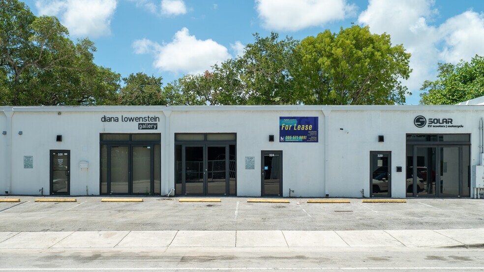 320 NE 61st St, Miami, FL à louer - Photo de l’immeuble – Image 2 sur 6