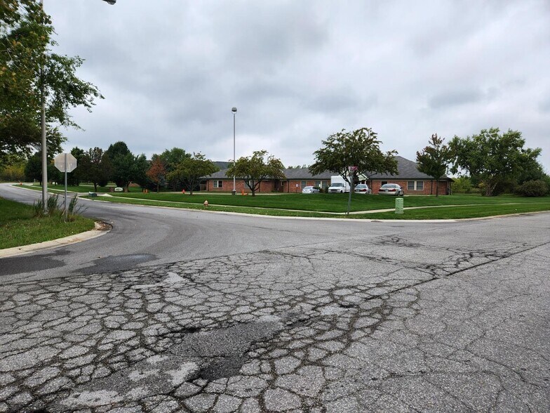 7900 Grant St, Merrillville, IN à vendre - Photo de l’immeuble – Image 2 sur 5
