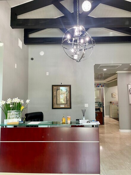 14603 Huebner Rd, San Antonio, TX à louer - Hall d’entrée – Image 2 sur 16