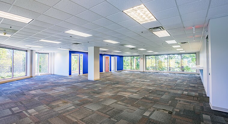 4801 Cox Rd, Glen Allen, VA à louer - Photo de l’immeuble – Image 2 sur 2