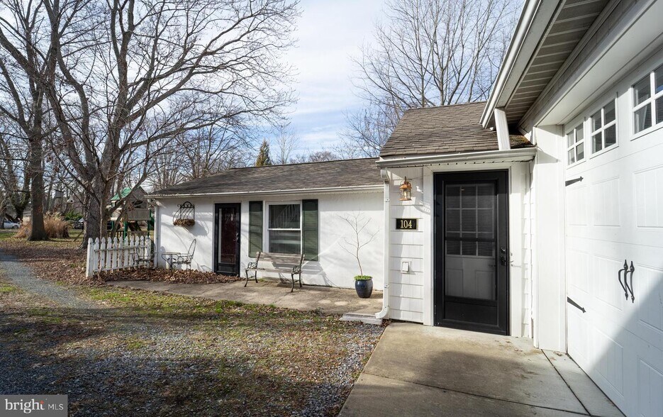 405 Winchester Creek Rd, Grasonville, MD à louer - Photo principale – Image 1 sur 11
