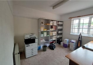19 Croydon Rd, Caterham à louer Photo intérieure– Image 2 sur 4