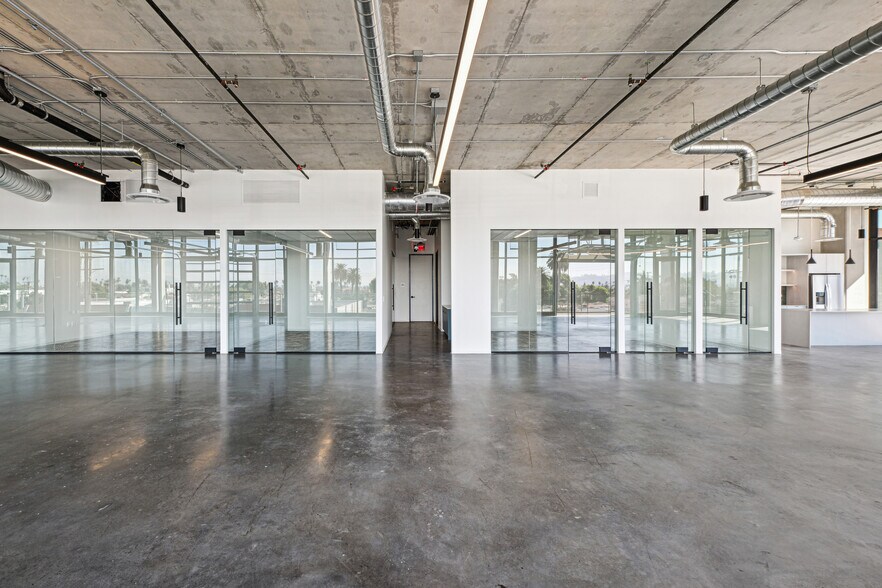 2922 Crenshaw Blvd, Los Angeles, CA à louer - Photo intérieure – Image 3 sur 8