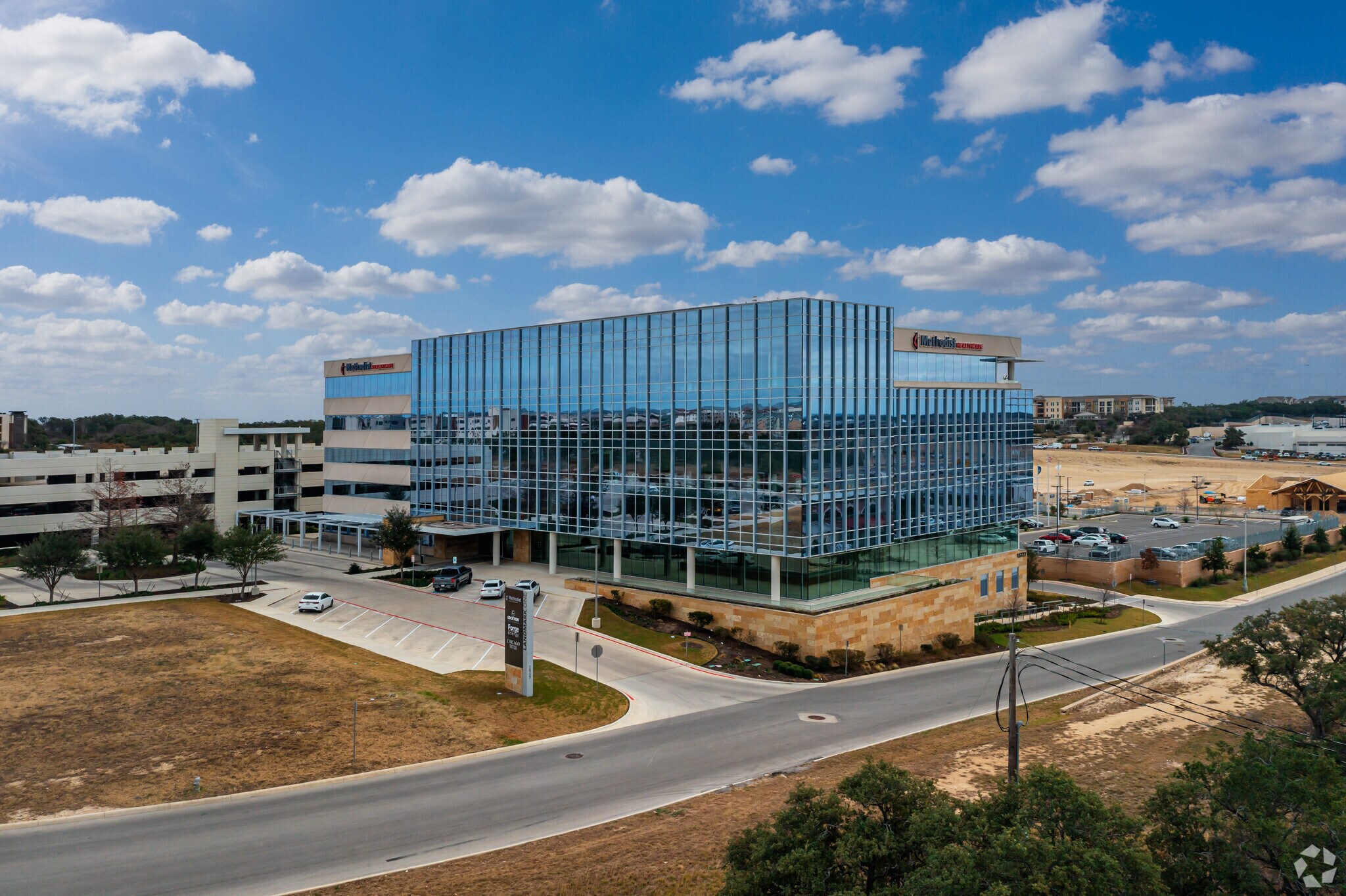 15727 Anthem Pky, San Antonio, TX à louer Photo principale– Image 1 sur 6
