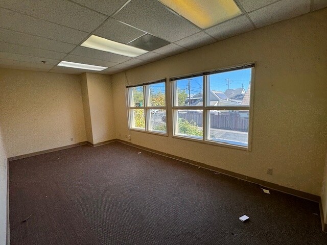 652 Petaluma Ave, Sebastopol, CA à louer - Photo de l’immeuble – Image 2 sur 36