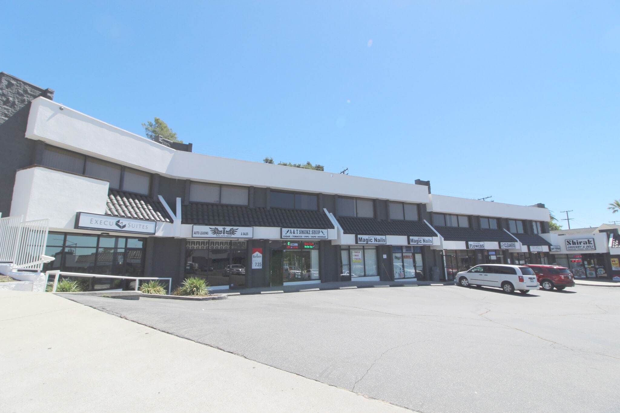 3857 Foothill Blvd, La Crescenta, CA à louer Photo intérieure– Image 1 sur 5