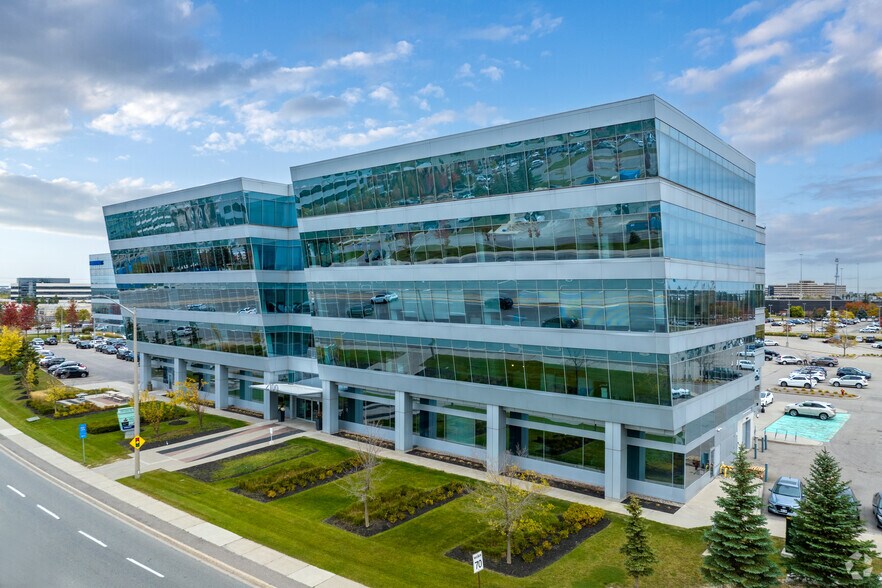2100 Derry Rd W, Mississauga, ON à louer - Photo de l’immeuble – Image 1 sur 6