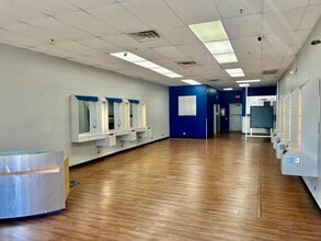 2755-2885 S Nellis Blvd, Las Vegas, NV à louer Photo intérieure– Image 1 sur 6