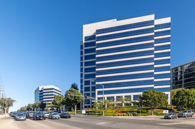 Plus de détails pour 400 Corporate Pointe, Culver City, CA - Bureau, Bureau/Local commercial à louer