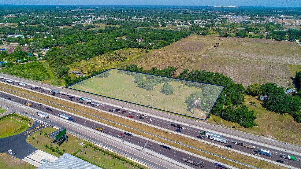 2507 N Maryland ave, Plant City, FL à louer - Photo de l’immeuble – Image 3 sur 6