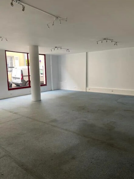 Local commercial dans Le Mans à louer - Photo de l’immeuble – Image 3 sur 5