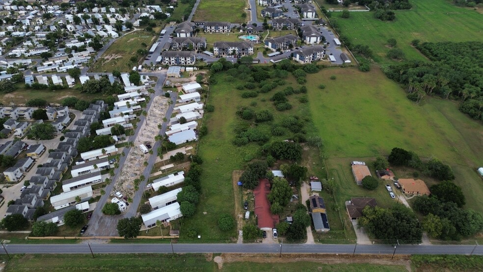 1210 Paloma Lane Ln, Harlingen, TX à vendre - Photo de l’immeuble – Image 3 sur 9