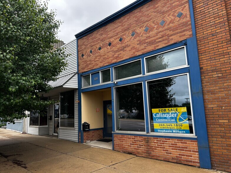 106 N Broad St, Hillsdale, MI à vendre - Photo de l’immeuble – Image 3 sur 12