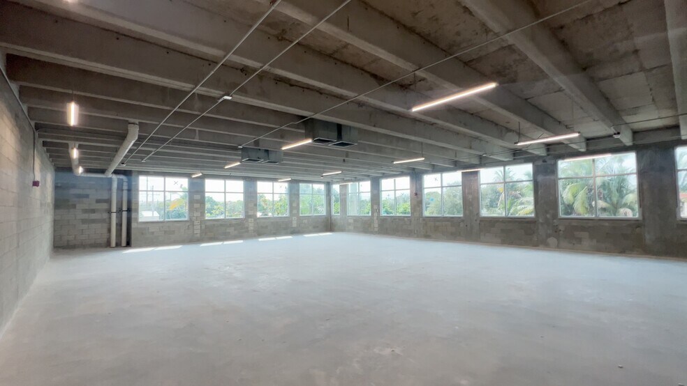 95 5th Ave, Delray Beach, FL à louer - Vidéo sur l’annonce professionnelle – Image 2 sur 8