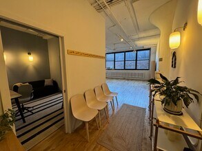 61 Greenpoint Ave, Brooklyn, NY à louer Photo intérieure– Image 1 sur 10