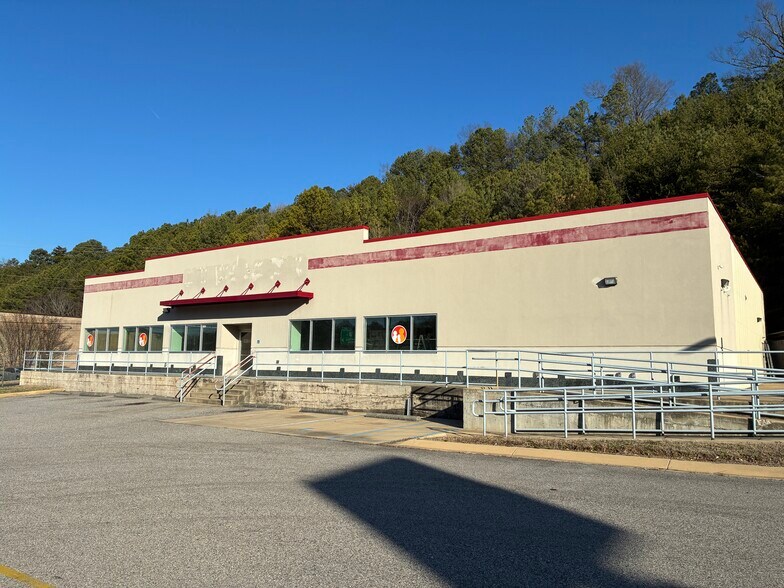 332 Gadsden Hwy, Birmingham, AL à louer - Photo principale – Image 1 sur 2