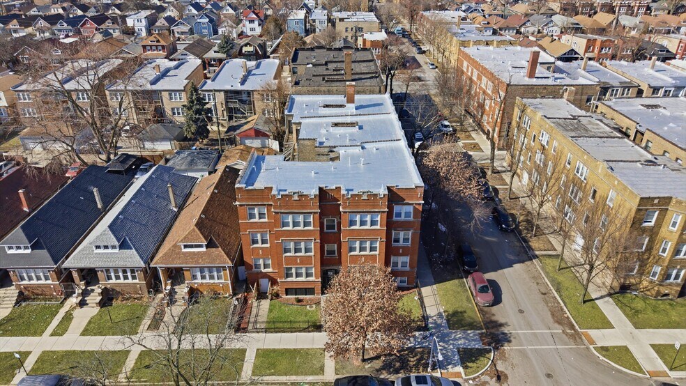 6400 S Fairfield Ave, Chicago, IL à vendre - Photo de l’immeuble – Image 3 sur 8