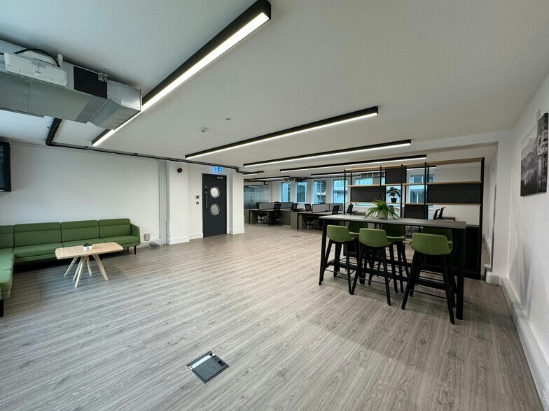 16 St Clare St, Londres à louer - Photo de l’immeuble – Image 1 sur 14