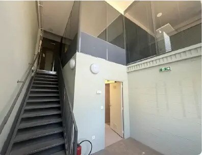 Plus de détails pour Avenue Du Tubé, Istres - Local d'activités à louer