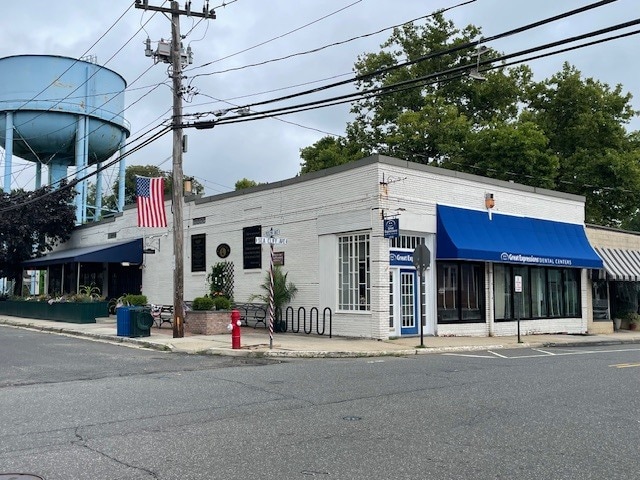 216 Sea Cliff Ave, Sea Cliff, NY à vendre Photo principale– Image 1 sur 3