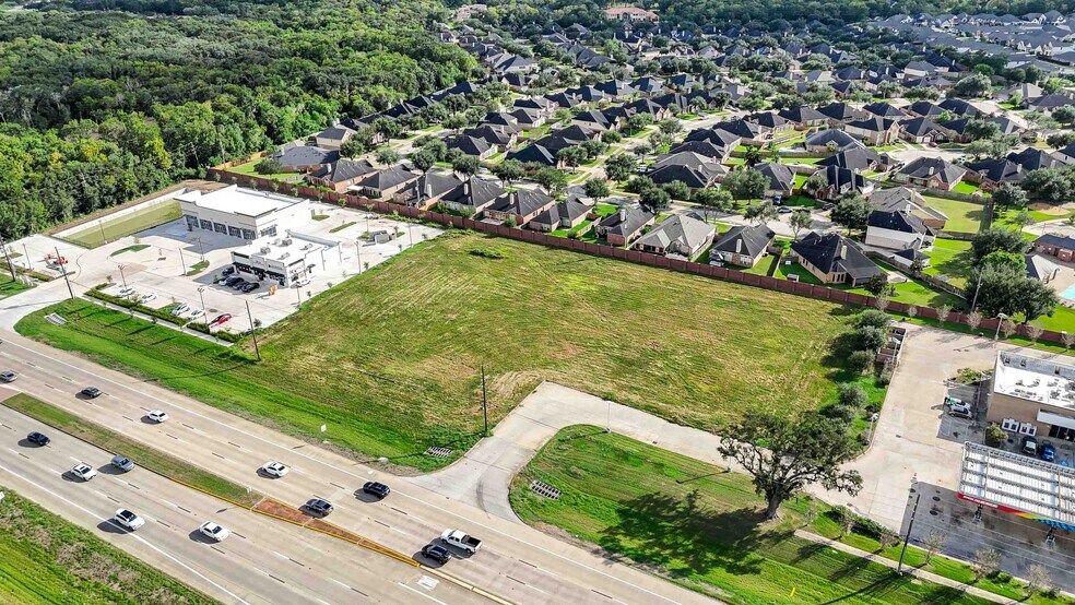 11600 Highway 6, Fresno, TX à vendre - Photo de l’immeuble – Image 1 sur 8