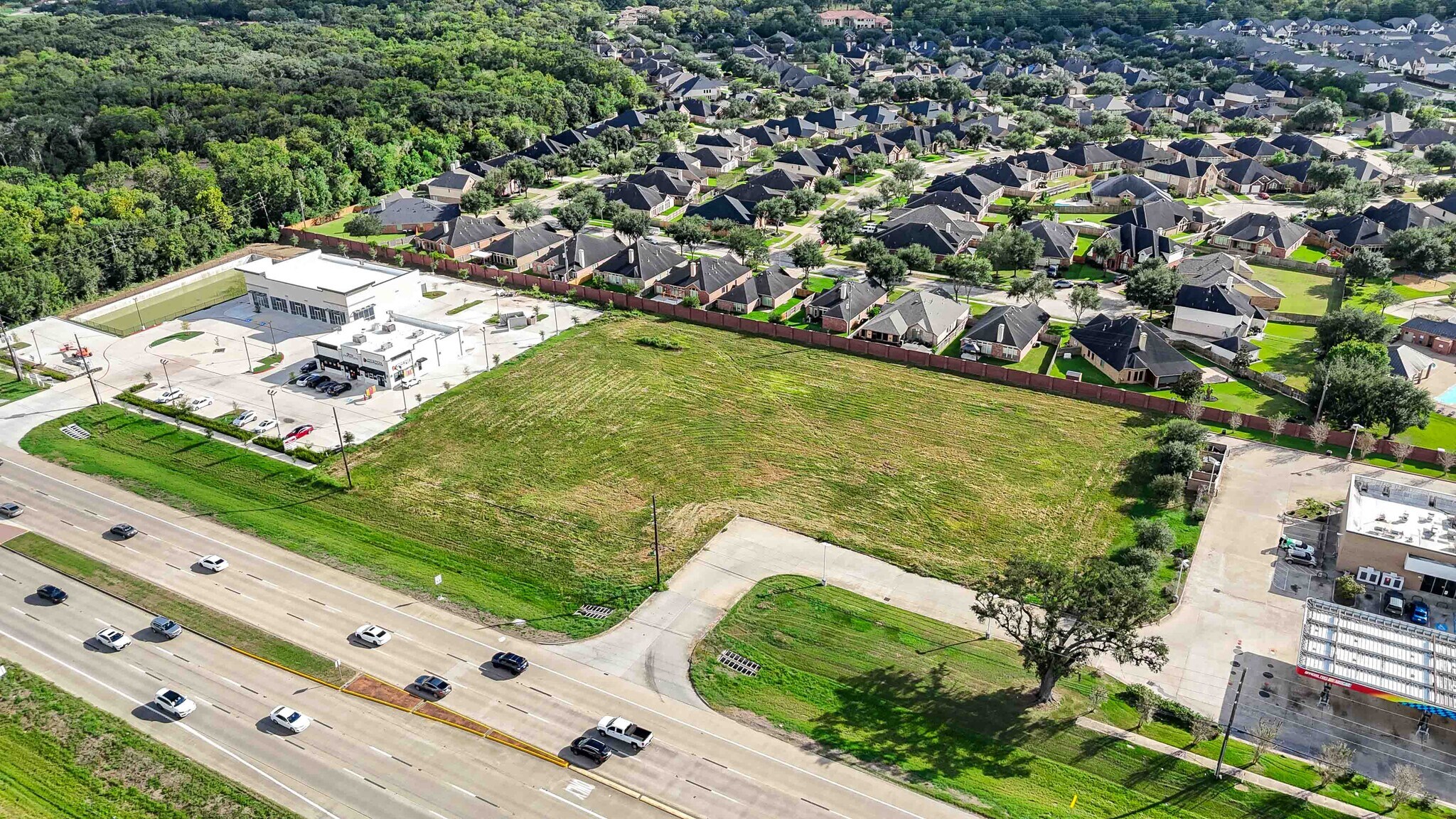 11600 Highway 6, Fresno, TX à vendre Photo de l’immeuble– Image 1 sur 9