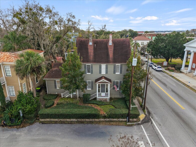 409 Carteret St, Beaufort, SC à vendre - Photo de l’immeuble – Image 2 sur 45