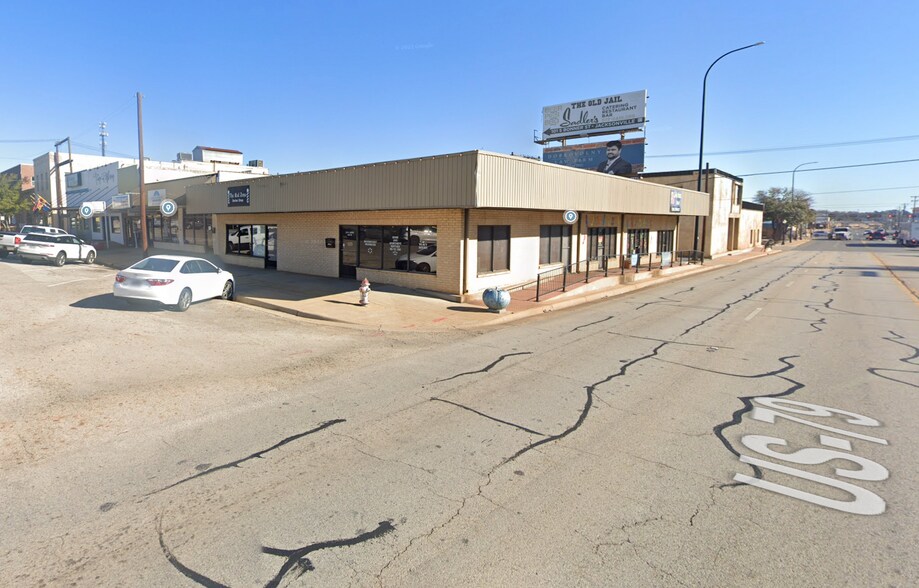 1500 Marshall St, Jacksonville, TX à vendre - Photo de l’immeuble – Image 3 sur 3