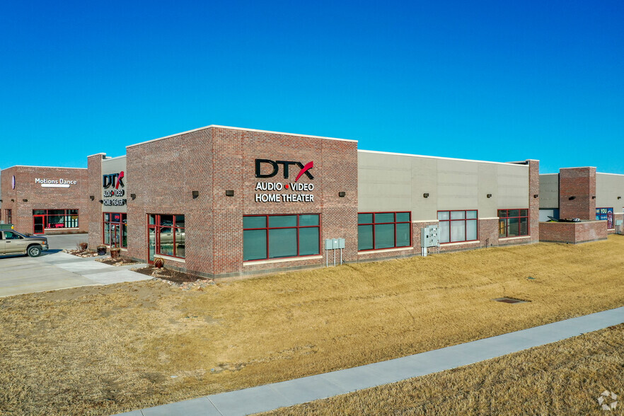 8435 Executive Woods Dr, Lincoln, NE à louer - Photo de l’immeuble – Image 1 sur 3