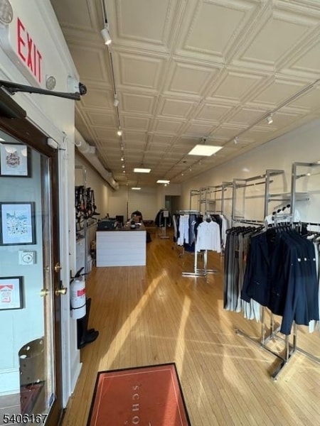 27-29 Olcott Sq, Bernardsville, NJ à louer Photo de l’immeuble– Image 1 sur 2