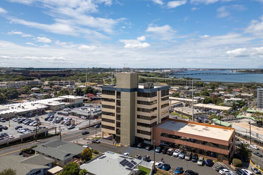 99-128 Aiea Heights Dr, Aiea, HI à louer - Photo de l’immeuble – Image 3 sur 8