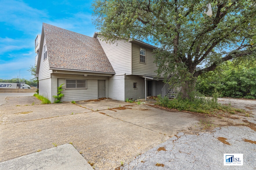 6532 Interstate 635 Service Rd, Dallas, TX à louer - Photo de l’immeuble – Image 3 sur 3