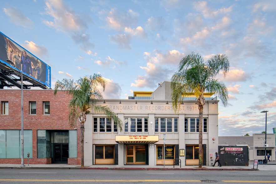 1518 Cahuenga Blvd, Los Angeles, CA à louer - Photo de l’immeuble – Image 1 sur 18