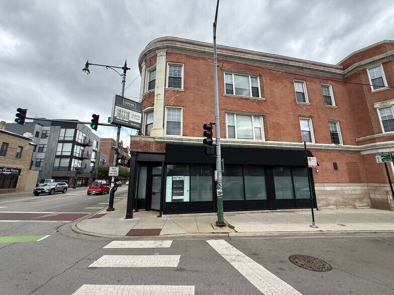 4401-4403 N Clark St, Chicago, IL à louer - Photo de l’immeuble – Image 3 sur 8