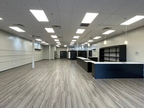 11479-11495 Berry Rd, Waldorf, MD à louer Photo intérieure– Image 2 sur 8