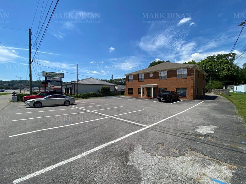 2172 Pelham Pky, Pelham, AL à vendre - Photo de l’immeuble – Image 2 sur 11