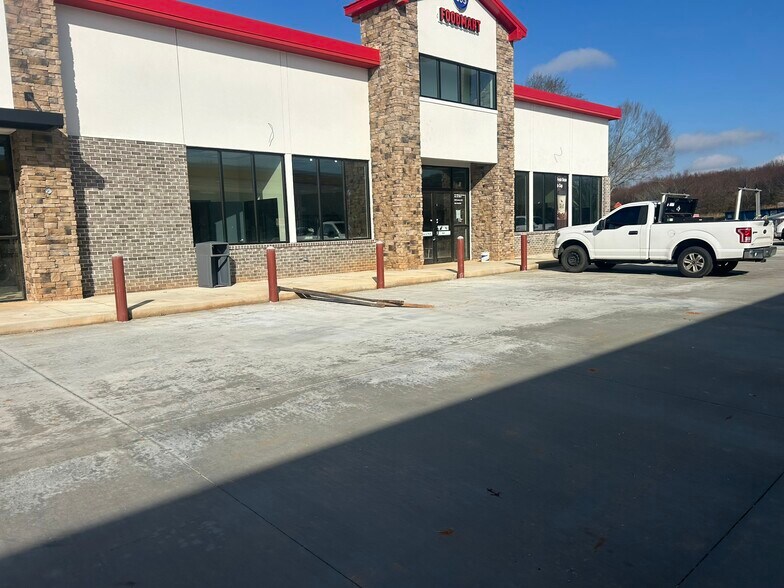416 WILBANKS Rd, Alto, GA à louer - Photo de l’immeuble – Image 2 sur 14