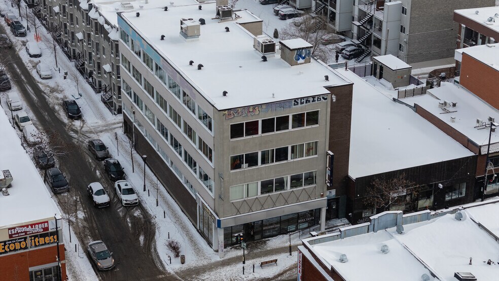 3440-3444 Rue Ontario E, Montréal, QC à louer - Photo de l’immeuble – Image 2 sur 13