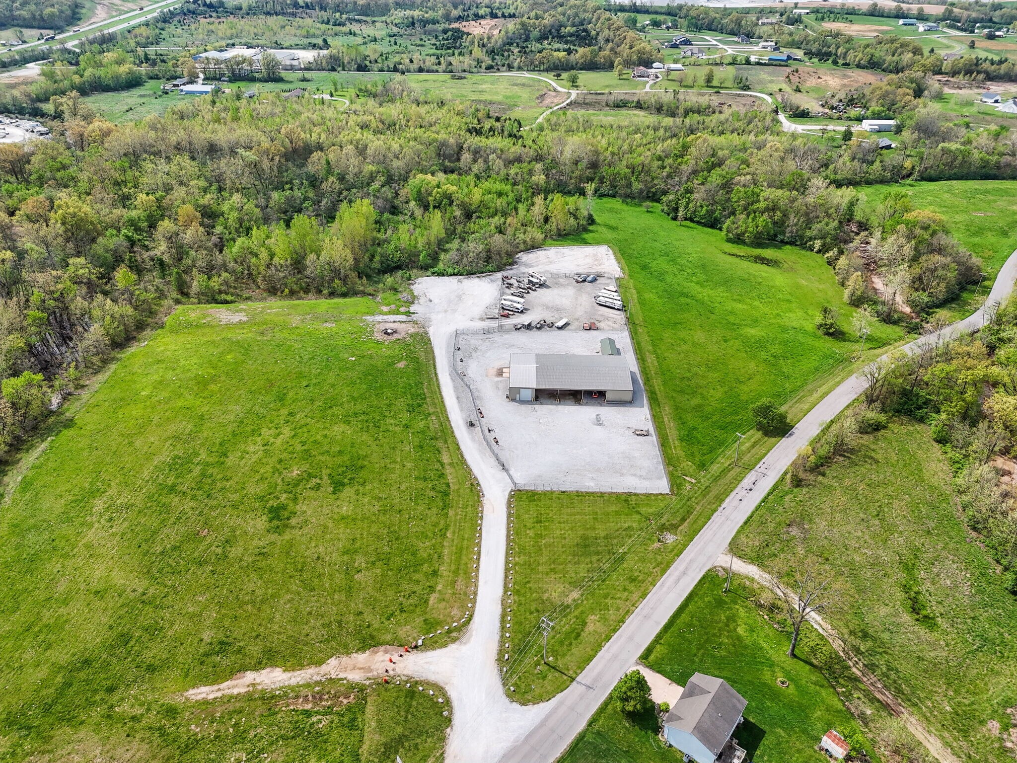 15 Hampel Industrial Dr, Moscow Mills, MO à vendre Photo de l’immeuble– Image 1 sur 22
